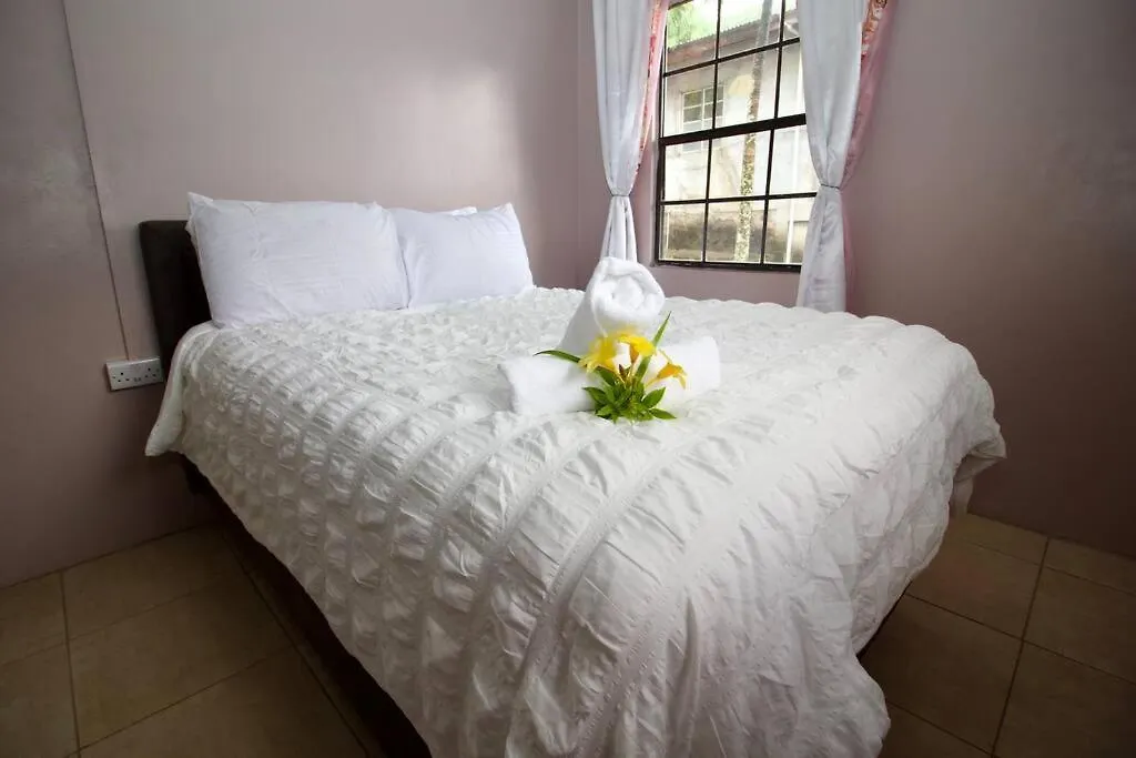 Taylor'S Retreat - 5Min To Sandals Resort & Beach Buccament Ferienhaus